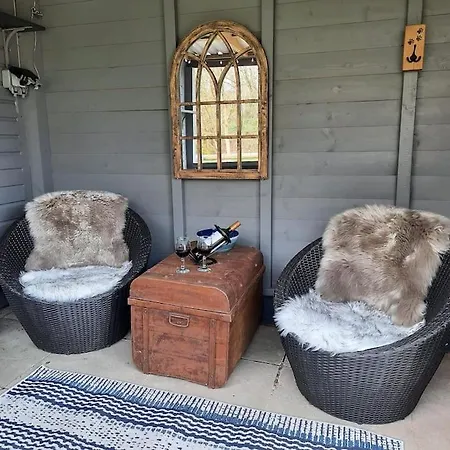 Beautiful Cabin Near Padstow Exterior photo