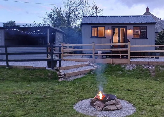 Beautiful Cabin Near Padstow